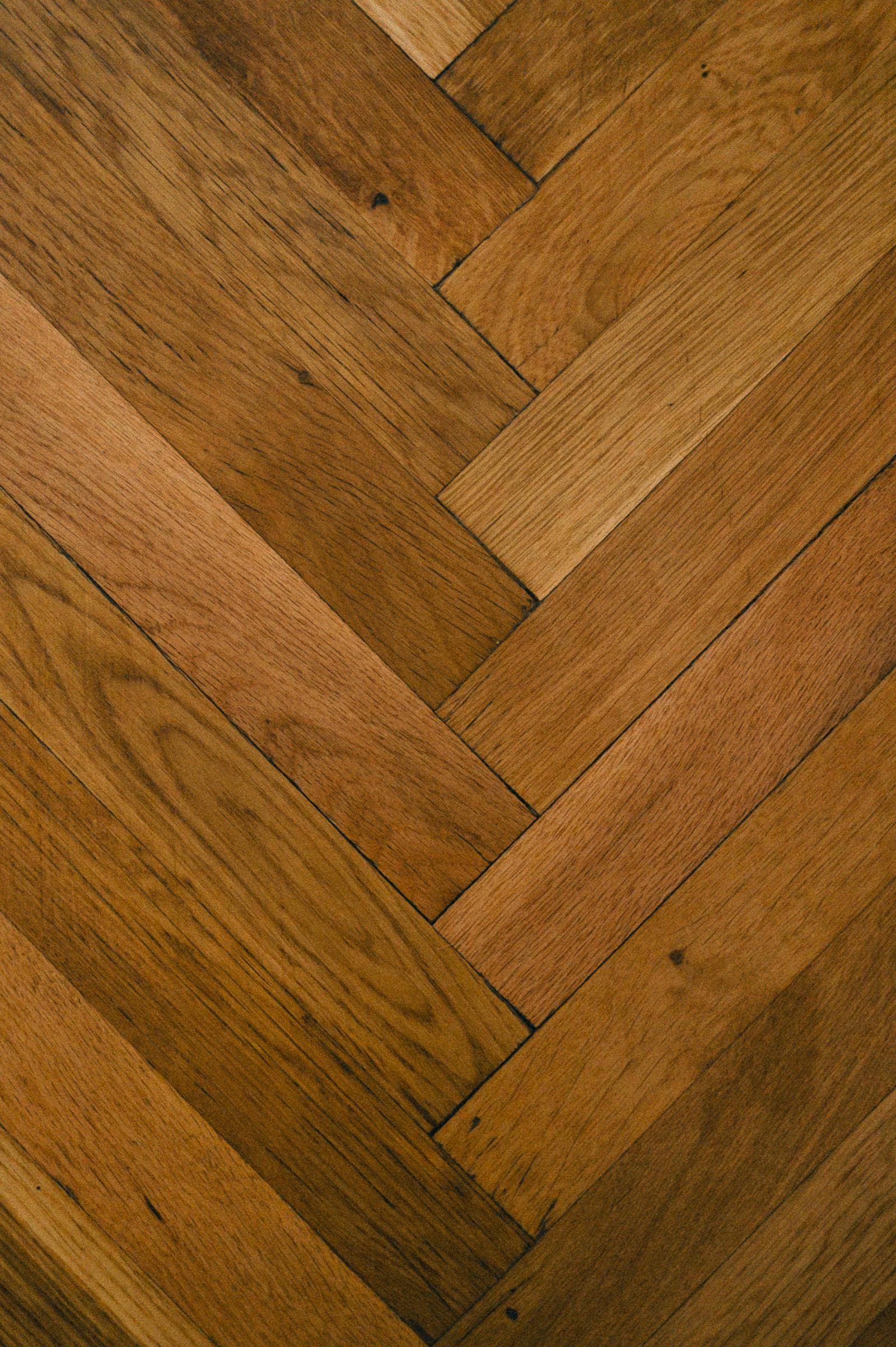 Parquet chêne posé en point de Hongrie